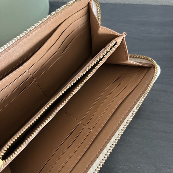 Coach Accordion Zip Floral Wallet - Picture 6 of 12